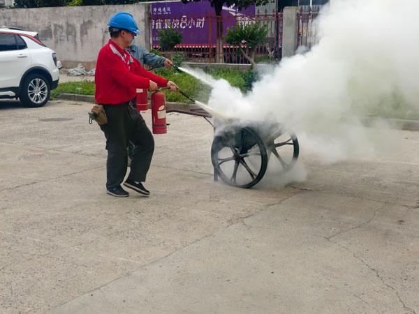 鑫达能2025年开展消防演练