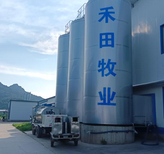 三台500公斤蒸汽发生器用于奶牛加工厂